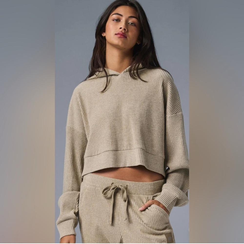 ALO Yoga Muse 2 Piece Cropped Hoodie and Shorts Set in Gravel Heather